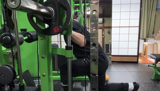 スミスでバックランジ_251206